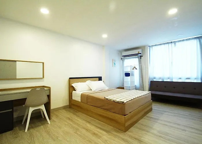 398 Hostel